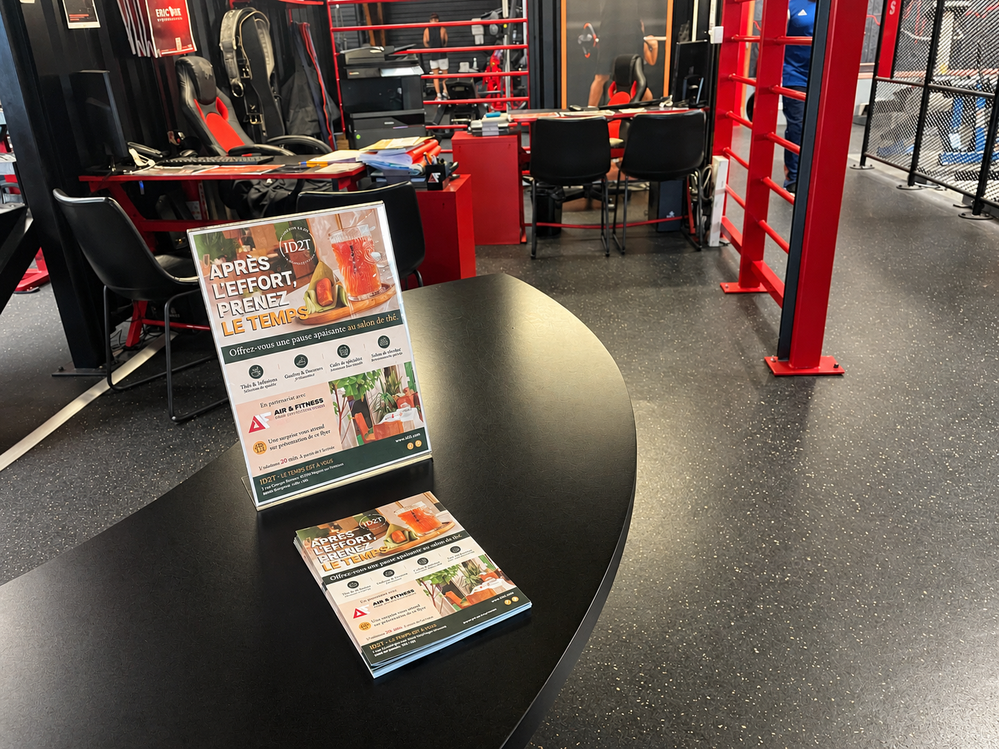 Flyer ID2T affiché dans l'espace musculation d'Air Fitness Montargis